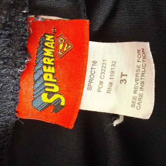 🌹 2 pairs of boys athletic shorts. Superman and tek gear. 3T. - Picture 3 of 7